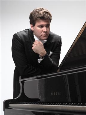 丹尼斯马祖耶夫钢琴独奏音乐会北京站