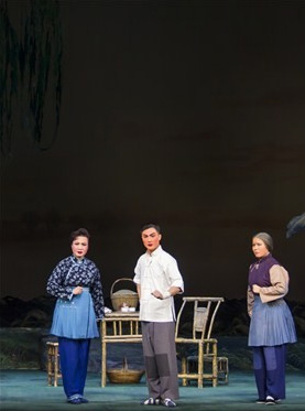 北京京剧院现代京剧《沙家浜》