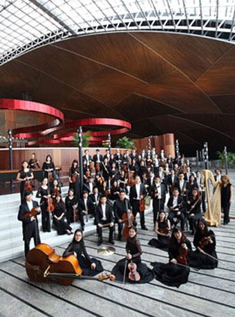 国家大剧院管弦乐团：李飚与楚尔斯·莫克演绎肖斯塔科维奇，埃尔加与舒伯特第九