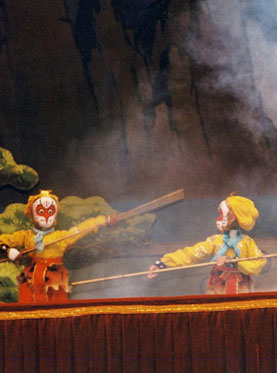 大型神话木偶剧《真假孙悟空》（7月）