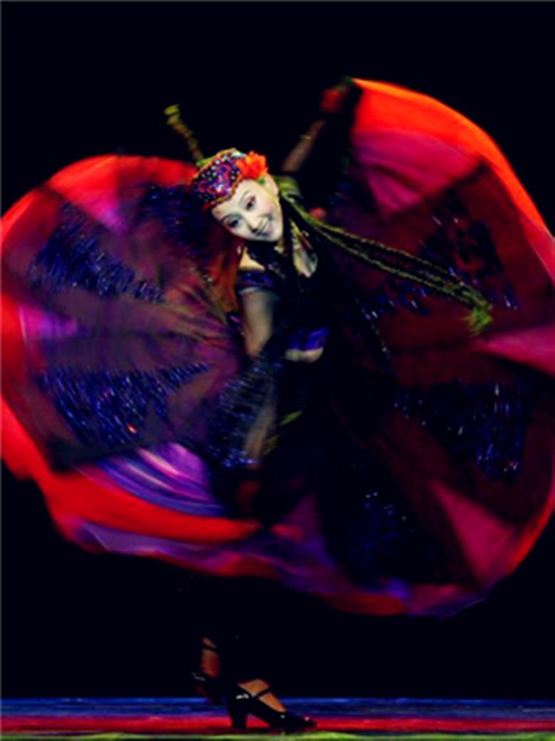 中央民族歌舞团《舞彩家园》