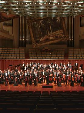 “纪念伯恩斯坦诞辰100周年”中央歌剧院交响音乐会