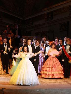 世界经典歌剧《茶花女》