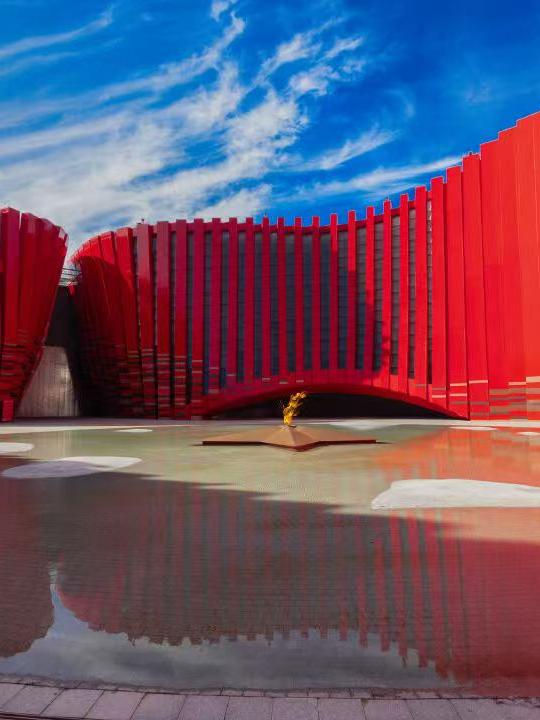 红飘带全域行浸数字演艺贵阳站