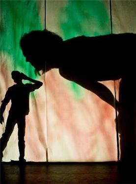 暑期艺术之旅：2018国家大剧院国际儿童戏剧季&mdash;&mdash;澳洲纸幕影像游戏剧《光影奇妙夜》