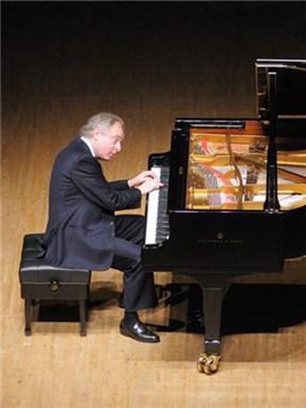 2018国际钢琴系列之&ldquo;一代宗师&rdquo;席夫钢琴独奏音乐会