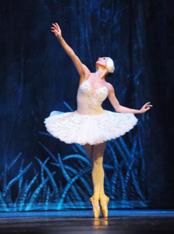 俄罗斯莫斯科芭蕾舞剧院：冰舞芭蕾《天鹅湖》