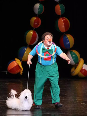 施光南大剧院第三届"八喜·打开艺术之门"《小丑嘉年华十周年精华版》