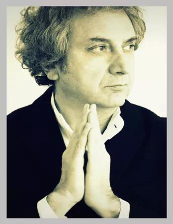 意大利著名作曲家和钢琴家Roberto Cacciapaglia首次访华 ——世界巡演成都站