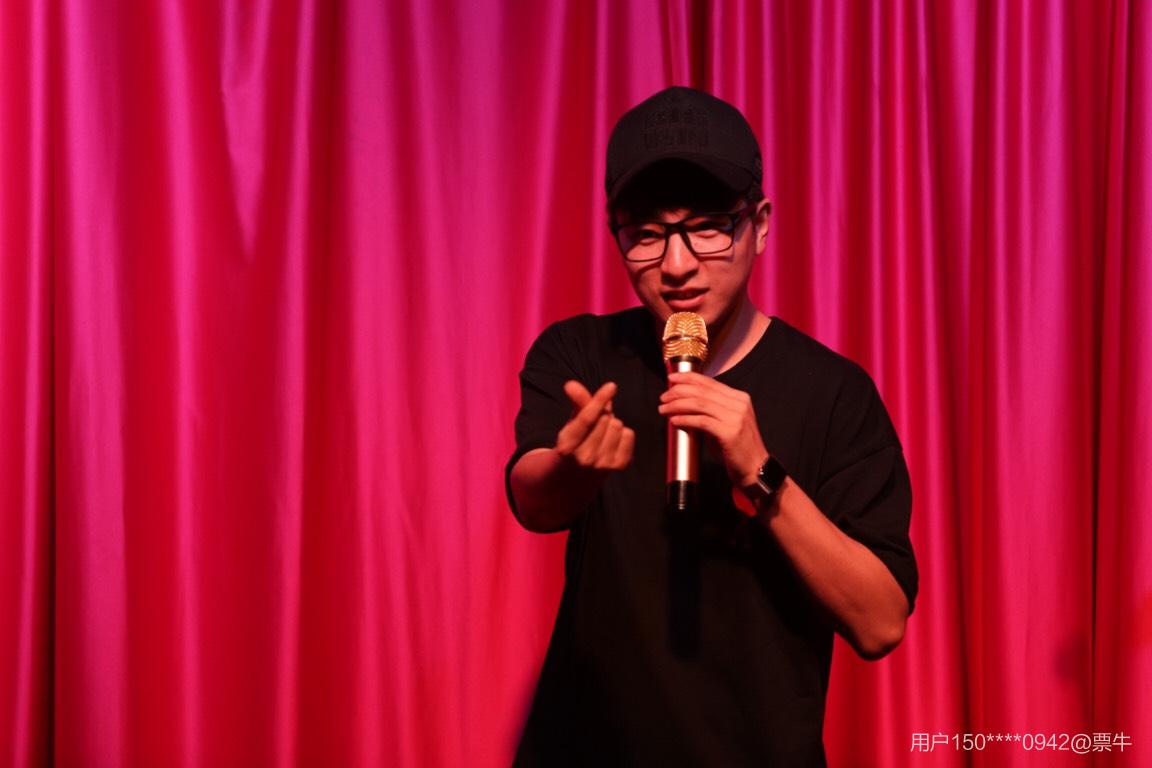 《"来点喜剧周末脱口秀"》评论-用户150****0942-jqkio-票牛网