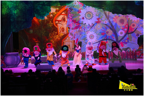 格林童话经典童话音乐儿童剧 《白雪公主与七个小矮人》