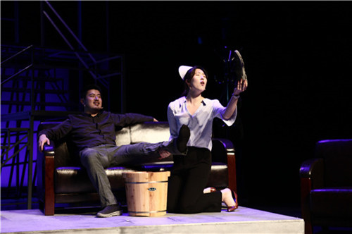 爪马戏剧暗黑三部曲·百老汇最佳悬疑剧《同谋》原版授权中文版