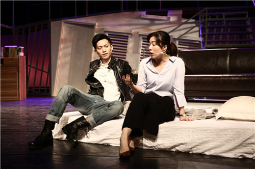 爪马戏剧暗黑三部曲·百老汇最佳悬疑剧《同谋》原版授权中文版