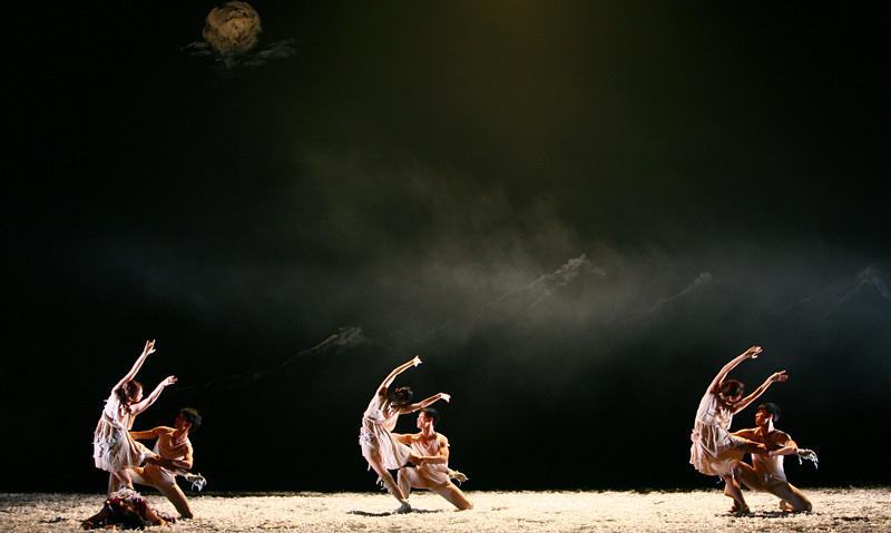 2018女性艺术节 足尖上的散文诗 北京当代芭蕾舞团《野草》