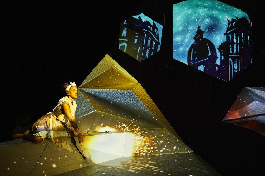 琥珀教育·陪你玩一夏 丹麦多媒体舞台剧《安徒生的童话人生》