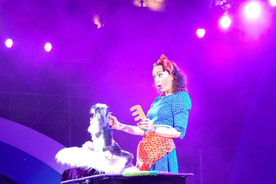 广州国际亲子戏剧展【嘿皮匣子】荷兰桌面布偶剧《小鼹鼠比姆》