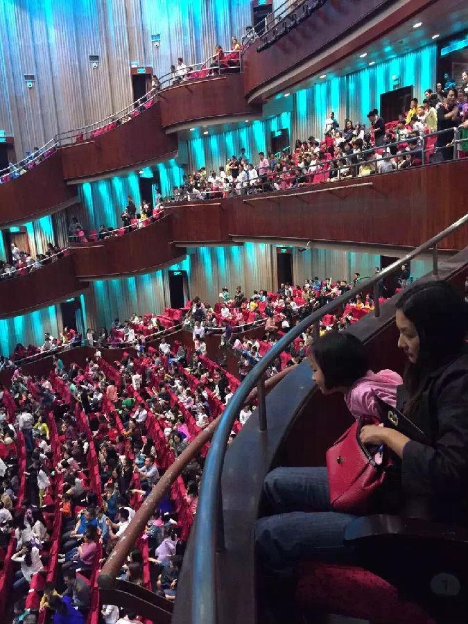 加拿大3D多媒体音乐剧 《爱丽丝梦游仙境》中文版 加拿大3D多媒体音乐剧 《爱丽丝梦游仙境》中文版