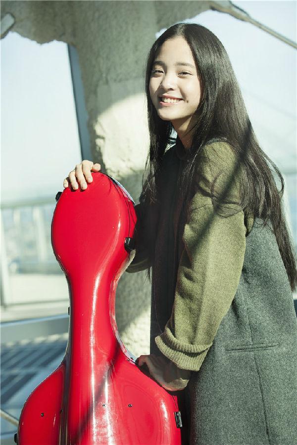 最近演出信息,2018年欧阳娜娜18跨界巡回音乐会 深圳站演出门票,独奏2018年欧阳娜娜18跨界巡回音乐会 深圳站门票