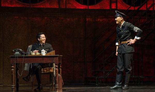 广东国际戏剧展——易中天首部话剧《模范监狱》