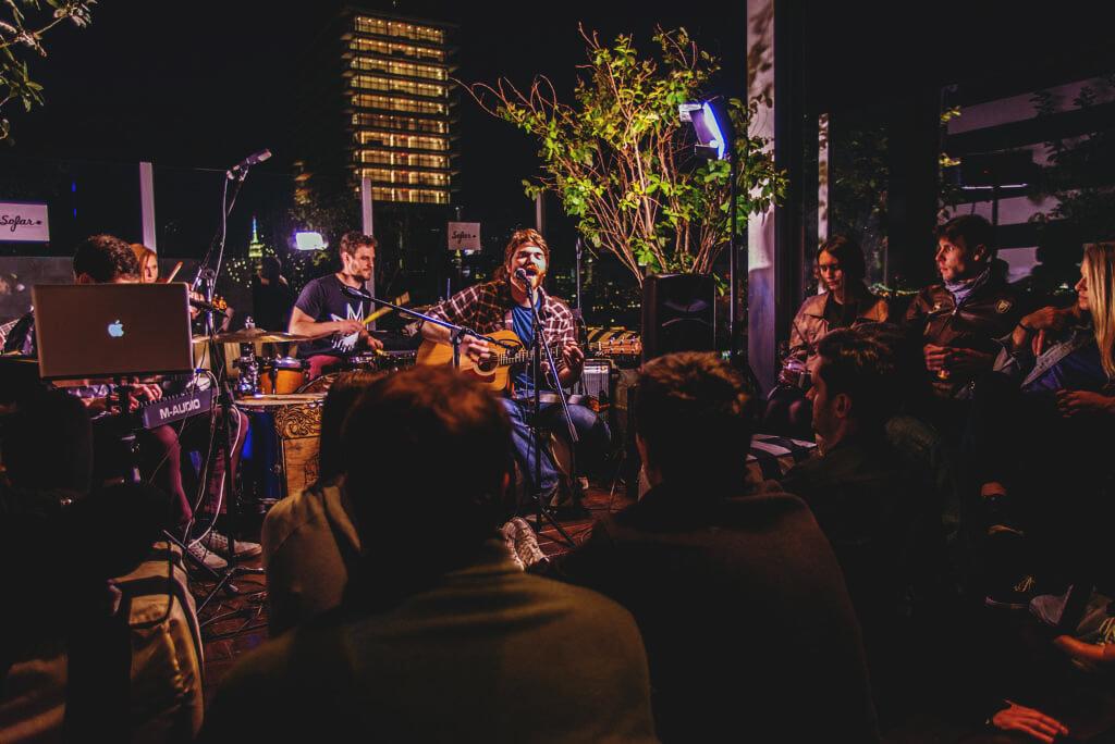 BTSNYC-Experiences-Up-Coming-Sofar-Sounds-NYC-Music-Outdoor.jpg