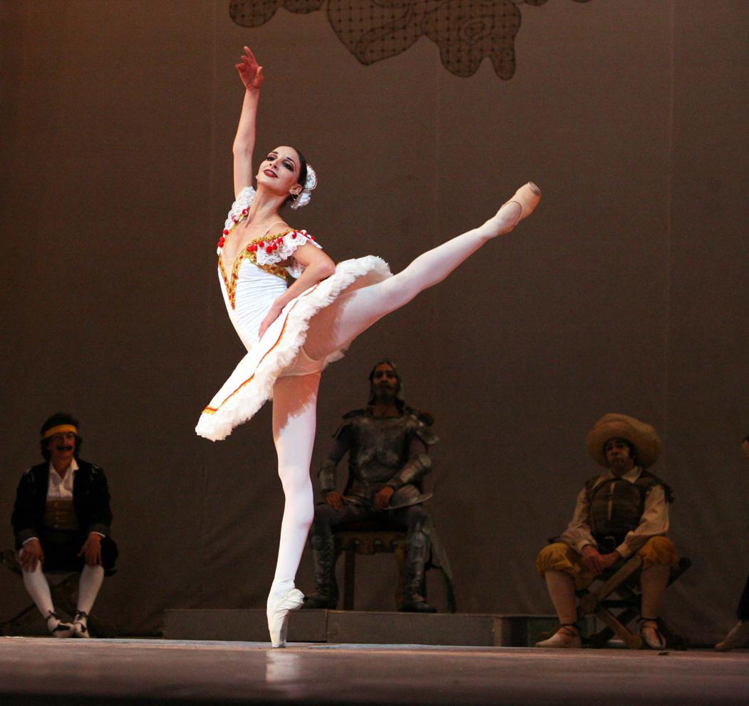 1537251731860080342.jpg DON QUIJOTE (Sadaise Arencibia y cuerpo de baile) 007 foto Nancy Reyes.jpg