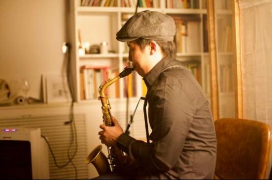 爵士  Jazz Jam Session  徐鹏 + 刘奥 + Jongmoon Park @ 赋格·木 1128523.png