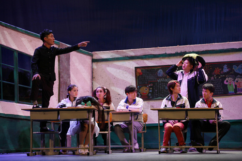 开心一“夏”盛夏戏剧嘉年华 开心麻花爆笑舞台剧《夏洛特烦恼》第三十二轮