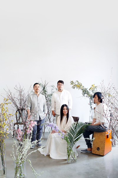 【万有音乐系】心有花开—小娟与山谷里的居民2016巡演—深圳站 【万有音乐系】心有花开—小娟与山谷里的居民2016巡演—深圳站