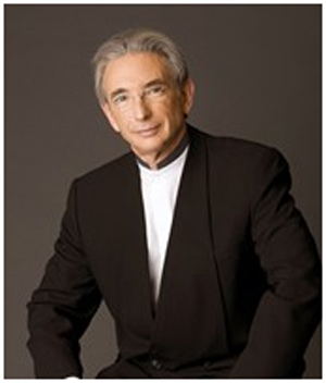 迈克尔•蒂尔森•托马斯