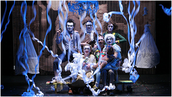 俄罗斯圣彼得堡赛蒙扬奇剧团《瞧这一家人》