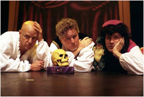 荒诞戏剧《莎士比亚全集（浓缩版）》