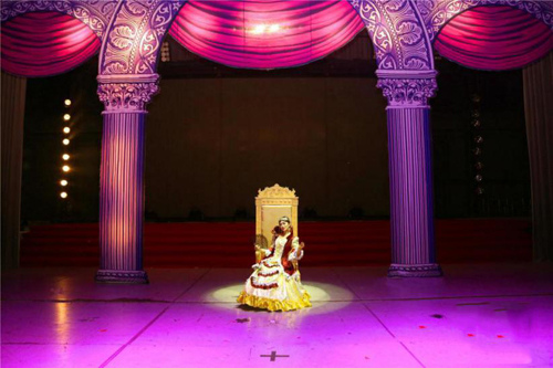 格林童话经典童话音乐儿童剧 《白雪公主与七个小矮人》 格林童话经典童话音乐儿童剧 《白雪公主与七个小矮人》