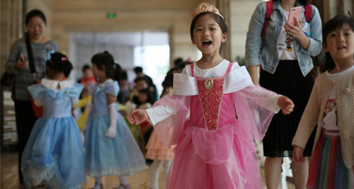 欢乐互动儿童剧《小红帽》