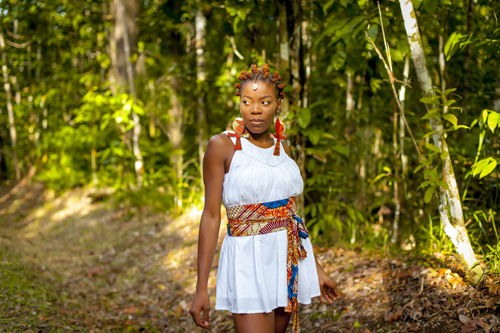 第十八届中国上海国际艺术节"艺术天空"系列 加拿大魁北克乐队Molika Tirolien音乐会 第十八届中国上海国际艺术节"艺术天空"系列 加拿大魁北克乐队Molika Tirolien音乐会