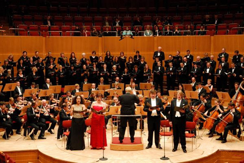 加拿大多媒体音乐剧《爱丽丝梦游仙境》中文版 加拿大多媒体音乐剧《爱丽丝梦游仙境》中文版