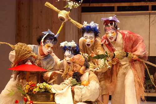 第二届上海国际喜剧节展演剧目 韩国旅行者剧团国际巡演版 莎士比亚《仲夏夜之梦》 第二届上海国际喜剧节展演剧目 韩国旅行者剧团国际巡演版 莎士比亚《仲夏夜之梦》