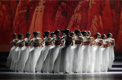 东方歌舞团·迎新年大型经典歌舞晚会《花开东方》
